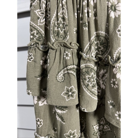 Aerie Paisley Print Smocked Tiered Ruffle Pull On Mini Skirt Size Medium - Picture 5 of 9